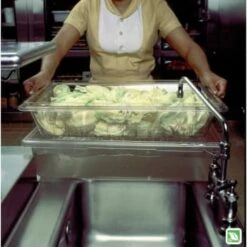 Rubbermaid Polycarbonate Colander Food Storage Box (6-Pack) -Rubbermaid || Husky || Grosfillex Shop 745876 w DetailedProductView4 Lg