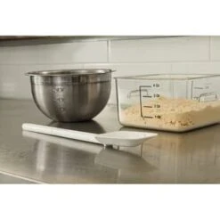 Rubbermaid 4 Qt Polycarbonate Square Storage Container (12-Pack) -Rubbermaid || Husky || Grosfillex Shop 745929 w DetailedProductView3 Lg